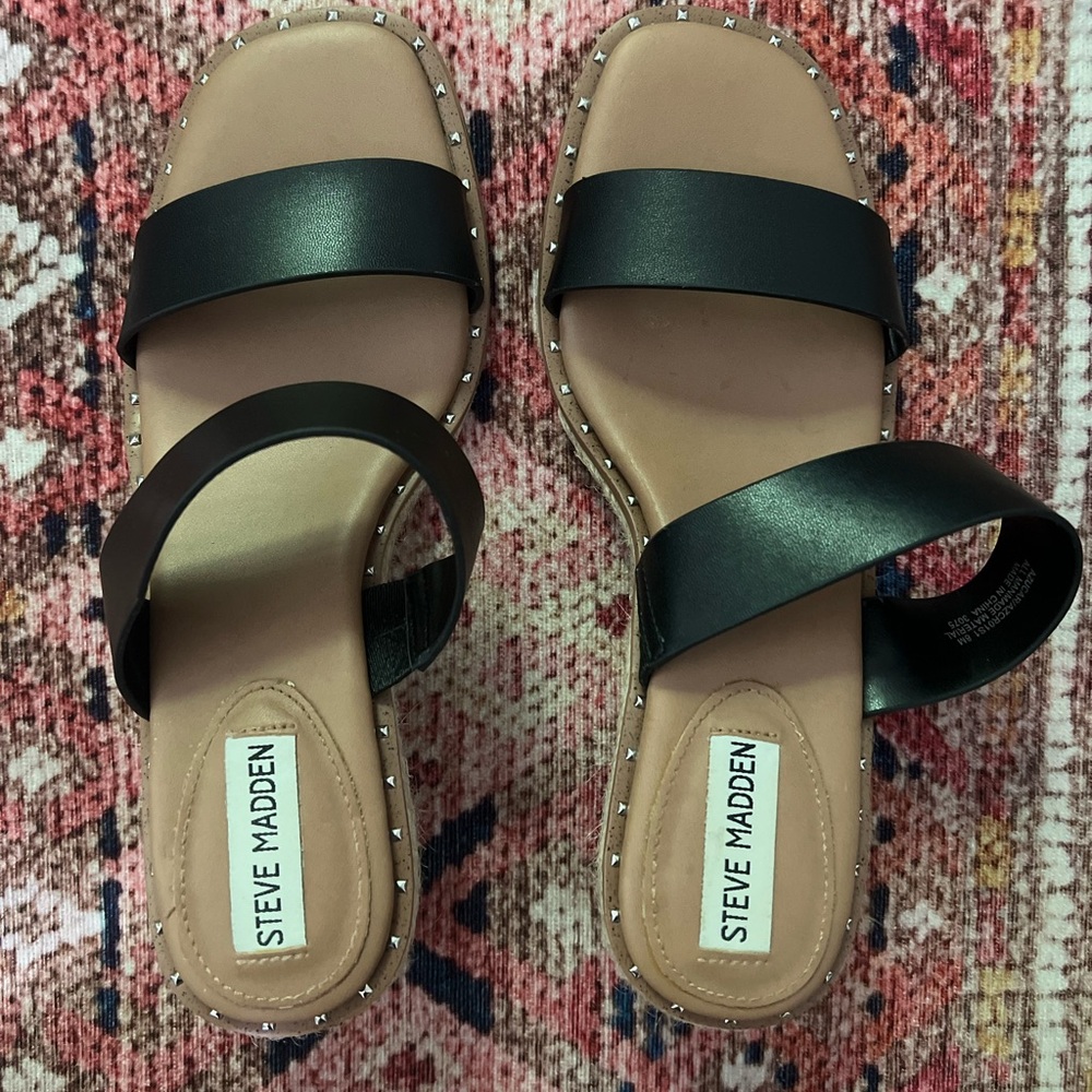 Steve Madden Black and Tan Women's Sandals